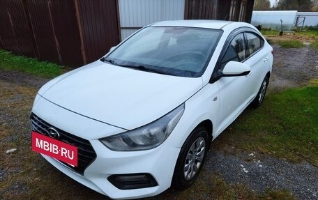 Hyundai Solaris II рестайлинг, 2018 год, 865 000 рублей, 7 фотография
