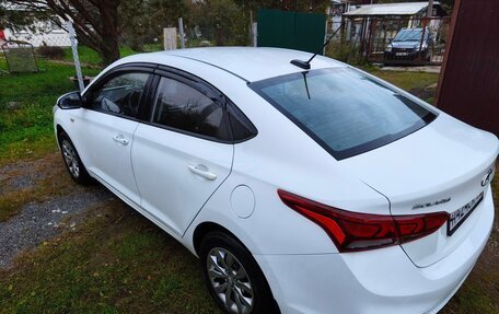 Hyundai Solaris II рестайлинг, 2018 год, 865 000 рублей, 9 фотография