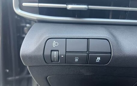 Hyundai Elantra, 2023 год, 1 230 000 рублей, 11 фотография