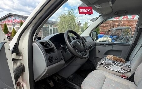 Volkswagen Transporter T5 рестайлинг, 2007 год, 1 090 000 рублей, 10 фотография