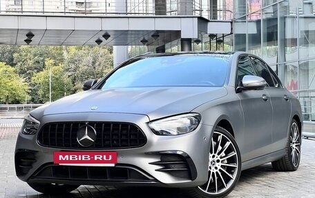 Mercedes-Benz E-Класс, 2021 год, 4 990 000 рублей, 3 фотография