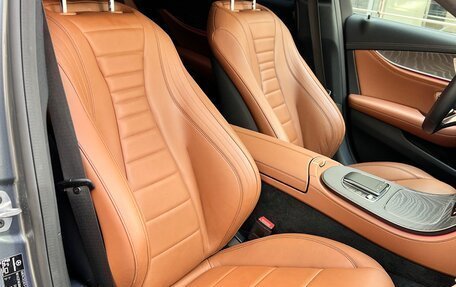 Mercedes-Benz E-Класс, 2021 год, 4 990 000 рублей, 18 фотография