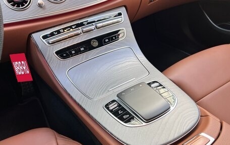 Mercedes-Benz E-Класс, 2021 год, 4 990 000 рублей, 25 фотография
