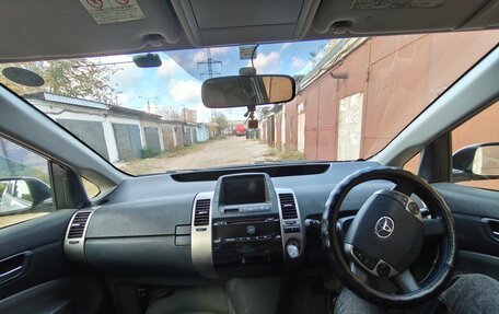 Toyota Prius, 2008 год, 830 000 рублей, 9 фотография
