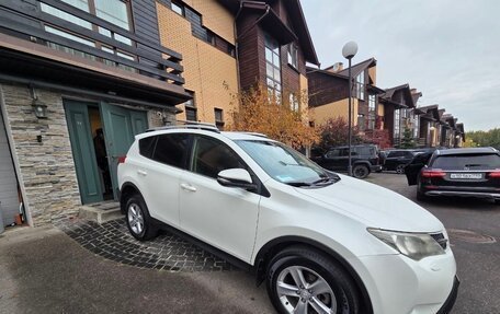Toyota RAV4, 2014 год, 1 700 000 рублей, 2 фотография