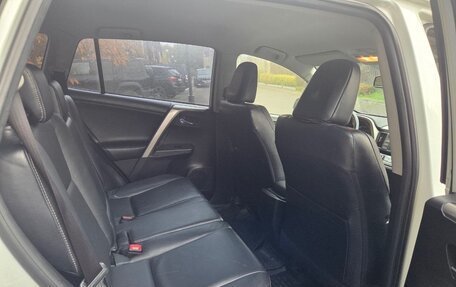 Toyota RAV4, 2014 год, 1 700 000 рублей, 6 фотография