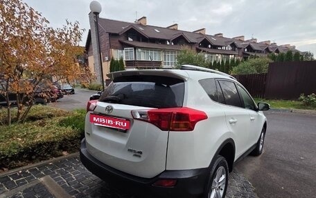 Toyota RAV4, 2014 год, 1 700 000 рублей, 4 фотография