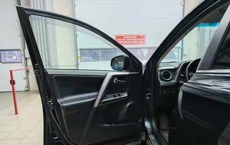 Toyota RAV4, 2017 год, 2 447 000 рублей, 9 фотография