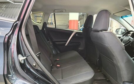Toyota RAV4, 2017 год, 2 447 000 рублей, 16 фотография