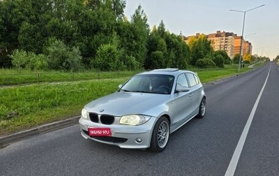 BMW 1 серия, 2005 год, 600 000 рублей, 1 фотография