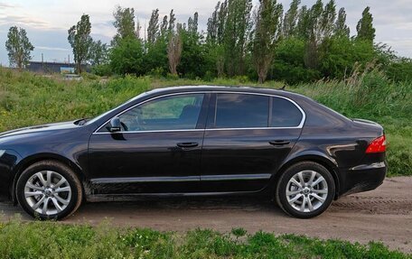 Skoda Superb III рестайлинг, 2010 год, 1 300 000 рублей, 3 фотография