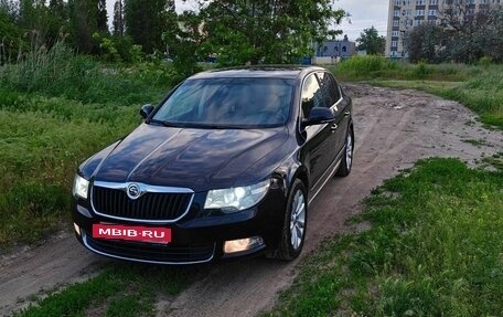 Skoda Superb III рестайлинг, 2010 год, 1 300 000 рублей, 2 фотография