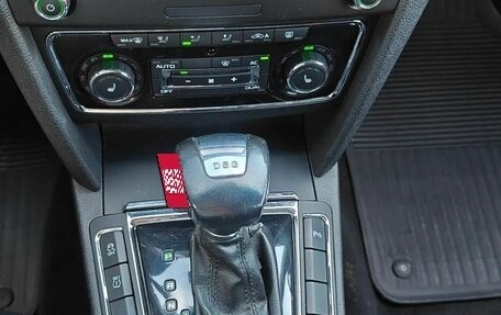 Skoda Superb III рестайлинг, 2010 год, 1 300 000 рублей, 14 фотография