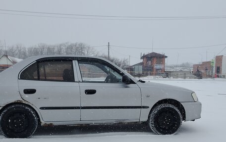 Hyundai Accent II, 2003 год, 200 000 рублей, 3 фотография