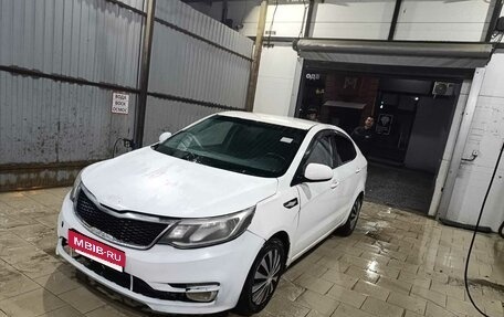 KIA Rio III рестайлинг, 2015 год, 289 000 рублей, 3 фотография