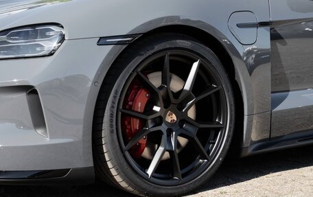 Porsche Taycan I, 2026 год, 17 600 000 рублей, 14 фотография