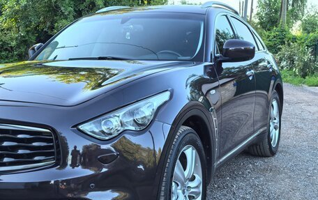 Infiniti FX II, 2010 год, 1 990 000 рублей, 9 фотография