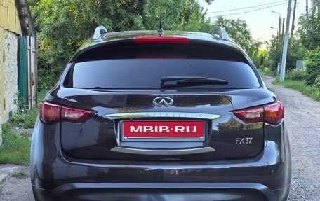 Infiniti FX II, 2010 год, 1 990 000 рублей, 4 фотография