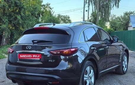 Infiniti FX II, 2010 год, 1 990 000 рублей, 5 фотография