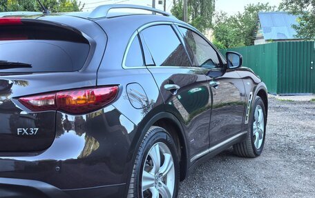 Infiniti FX II, 2010 год, 1 990 000 рублей, 11 фотография