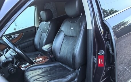 Infiniti FX II, 2010 год, 1 990 000 рублей, 17 фотография