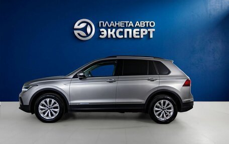 Volkswagen Tiguan II, 2021 год, 2 500 000 рублей, 16 фотография