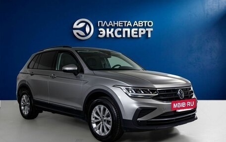 Volkswagen Tiguan II, 2021 год, 2 500 000 рублей, 3 фотография