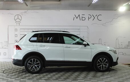 Volkswagen Tiguan II, 2022 год, 2 850 000 рублей, 6 фотография