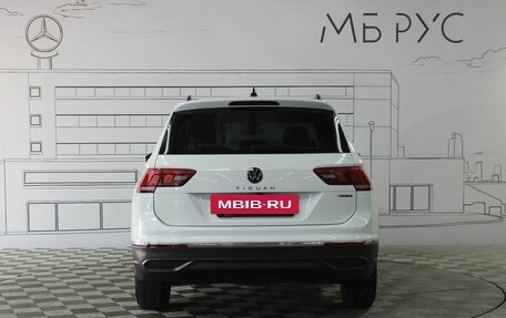 Volkswagen Tiguan II, 2022 год, 2 850 000 рублей, 8 фотография