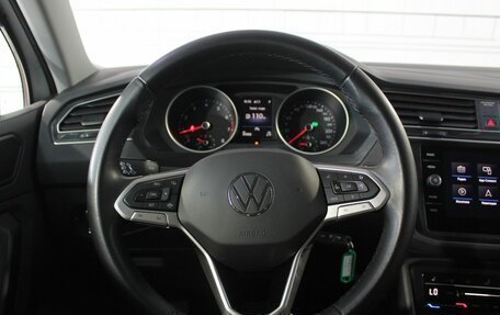 Volkswagen Tiguan II, 2022 год, 2 850 000 рублей, 14 фотография