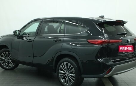 Toyota Highlander, 2025 год, 5 260 000 рублей, 12 фотография