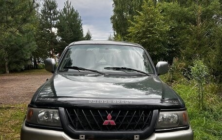 Mitsubishi Pajero Sport II рестайлинг, 2000 год, 360 000 рублей, 1 фотография