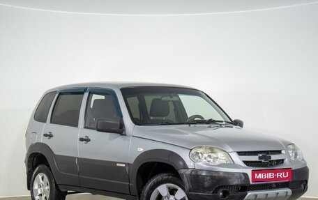 Chevrolet Niva I рестайлинг, 2015 год, 579 000 рублей, 1 фотография