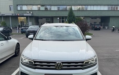 Volkswagen Tiguan II, 2017 год, 2 900 000 рублей, 1 фотография
