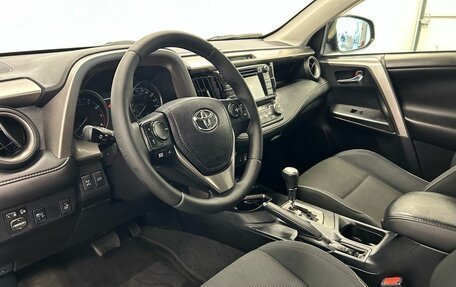Toyota RAV4, 2016 год, 1 500 000 рублей, 12 фотография