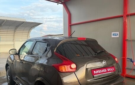 Nissan Juke II, 2013 год, 990 000 рублей, 2 фотография