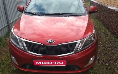 KIA Rio III рестайлинг, 2013 год, 850 000 рублей, 2 фотография