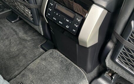 Toyota Land Cruiser Prado 150 рестайлинг 2, 2021 год, 7 030 000 рублей, 4 фотография