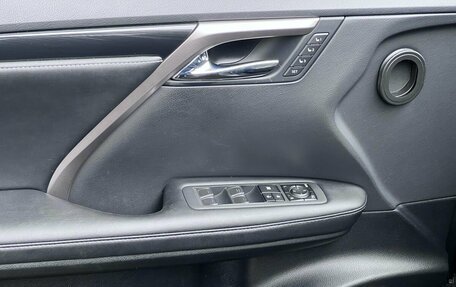 Lexus RX IV рестайлинг, 2021 год, 4 200 000 рублей, 12 фотография