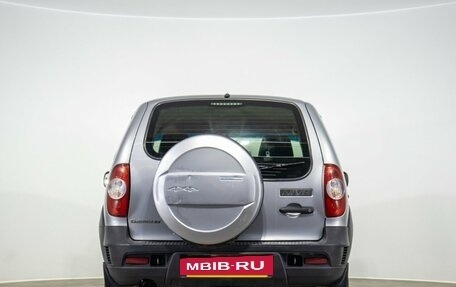 Chevrolet Niva I рестайлинг, 2015 год, 579 000 рублей, 6 фотография