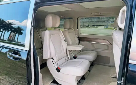 Mercedes-Benz V-Класс, 2025 год, 6 900 000 рублей, 12 фотография