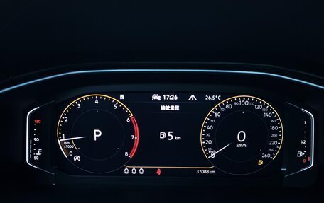 Volkswagen T-Roc I, 2023 год, 1 260 000 рублей, 13 фотография