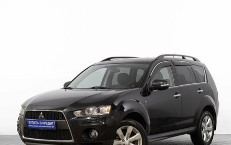 Mitsubishi Outlander III рестайлинг 3, 2011 год, 1 499 000 рублей, 4 фотография