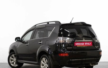 Mitsubishi Outlander III рестайлинг 3, 2011 год, 1 499 000 рублей, 7 фотография