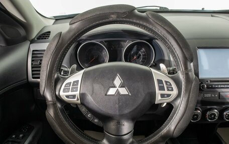 Mitsubishi Outlander III рестайлинг 3, 2011 год, 1 499 000 рублей, 15 фотография