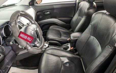 Mitsubishi Outlander III рестайлинг 3, 2011 год, 1 499 000 рублей, 11 фотография