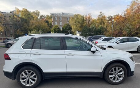 Volkswagen Tiguan II, 2017 год, 2 900 000 рублей, 4 фотография