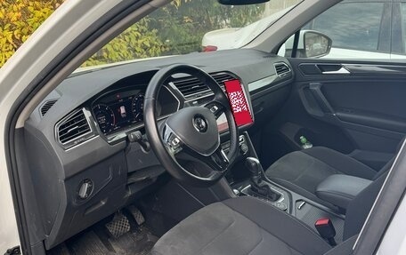 Volkswagen Tiguan II, 2017 год, 2 900 000 рублей, 17 фотография