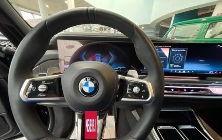 BMW 7 серия, 2023 год, 14 000 000 рублей, 19 фотография