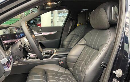 BMW 7 серия, 2023 год, 14 000 000 рублей, 35 фотография